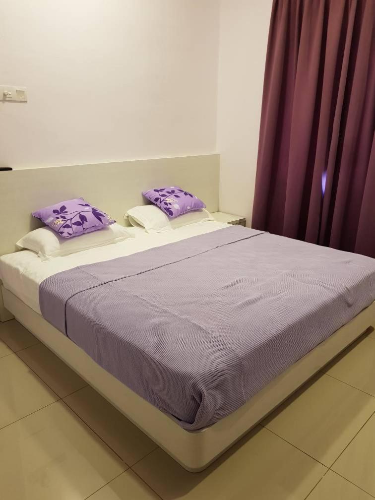 Lavender Riverside Hotel Malacca Bagian luar foto