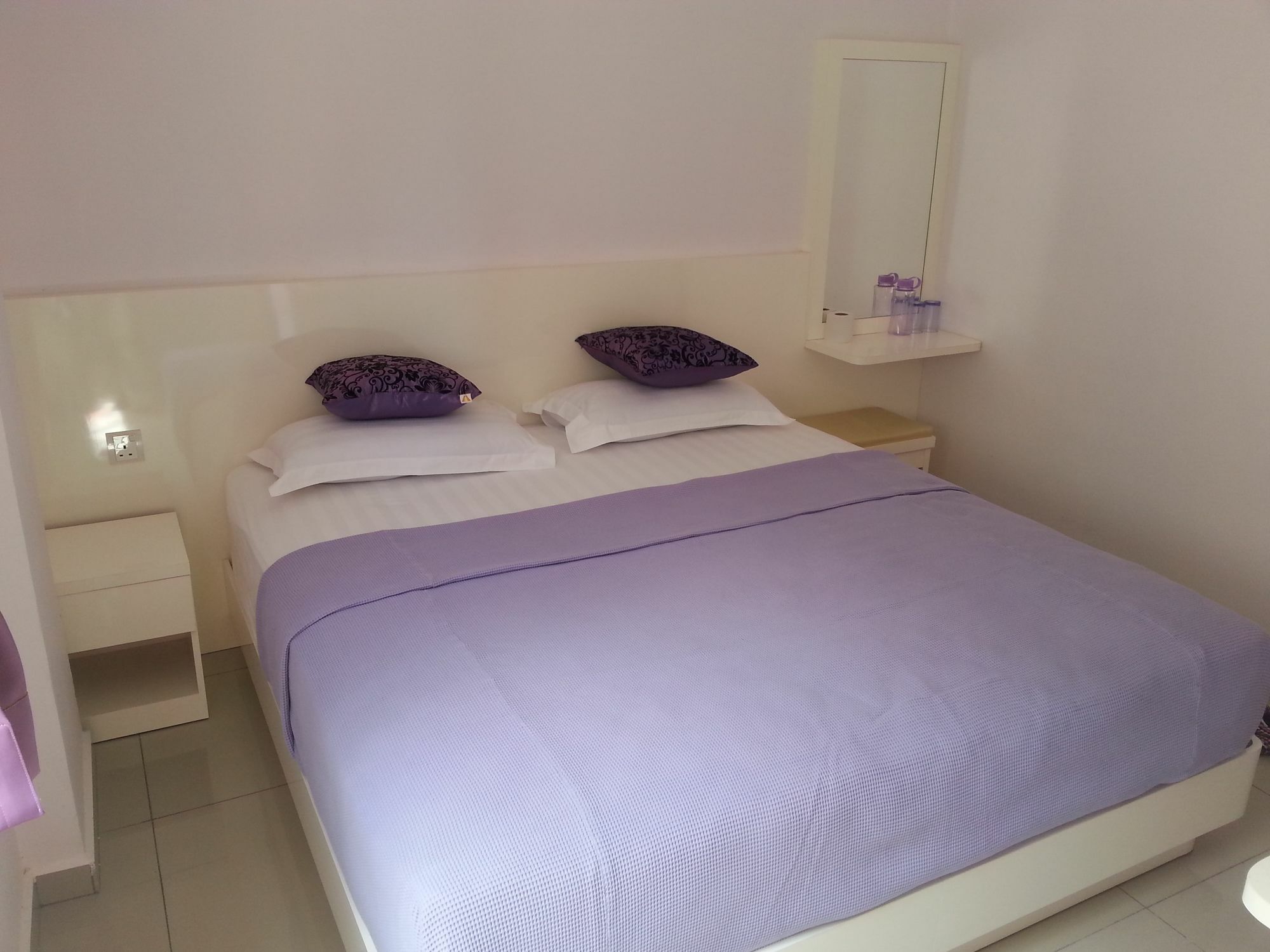 Lavender Riverside Hotel Malacca Bagian luar foto